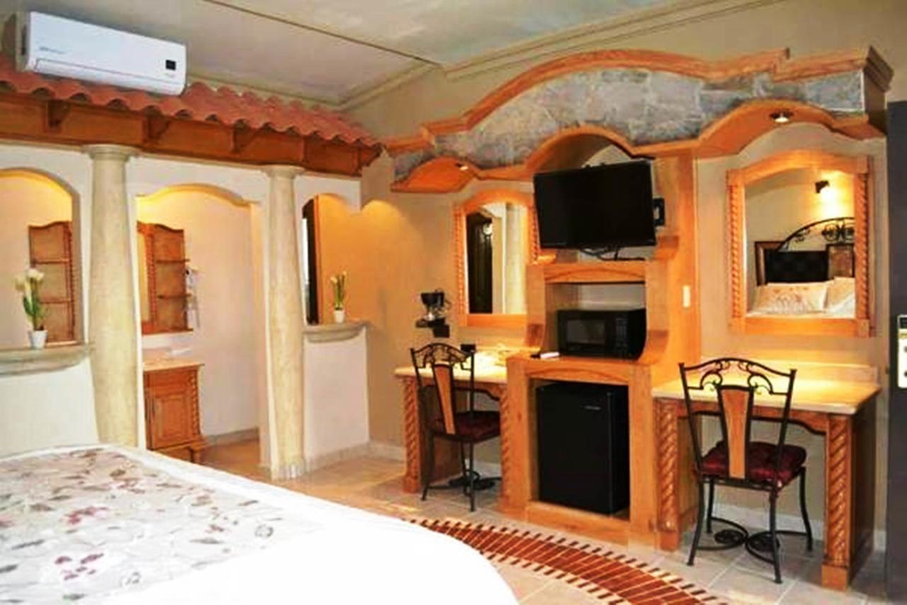 Maria Bonita Suites Agua Prieta Quarto foto